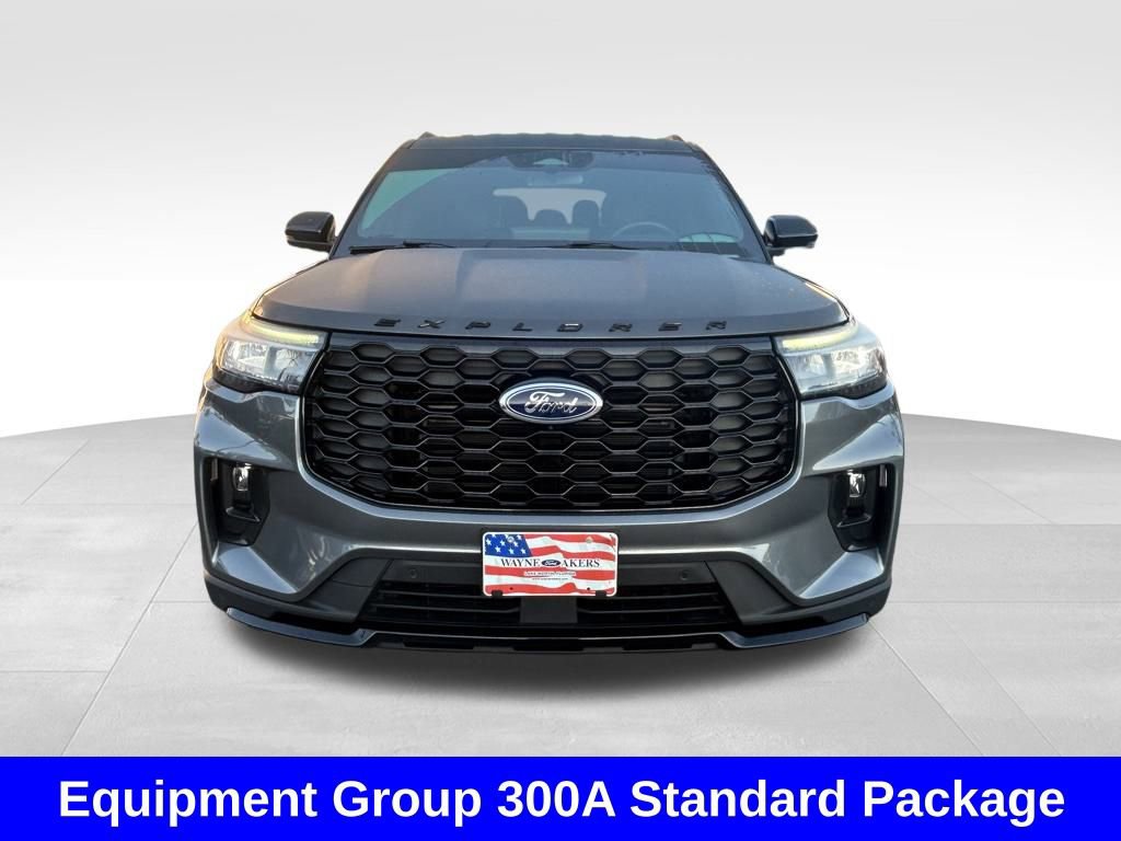 Used 2025 Ford Explorer ST-Line w/ Premium Package image 10