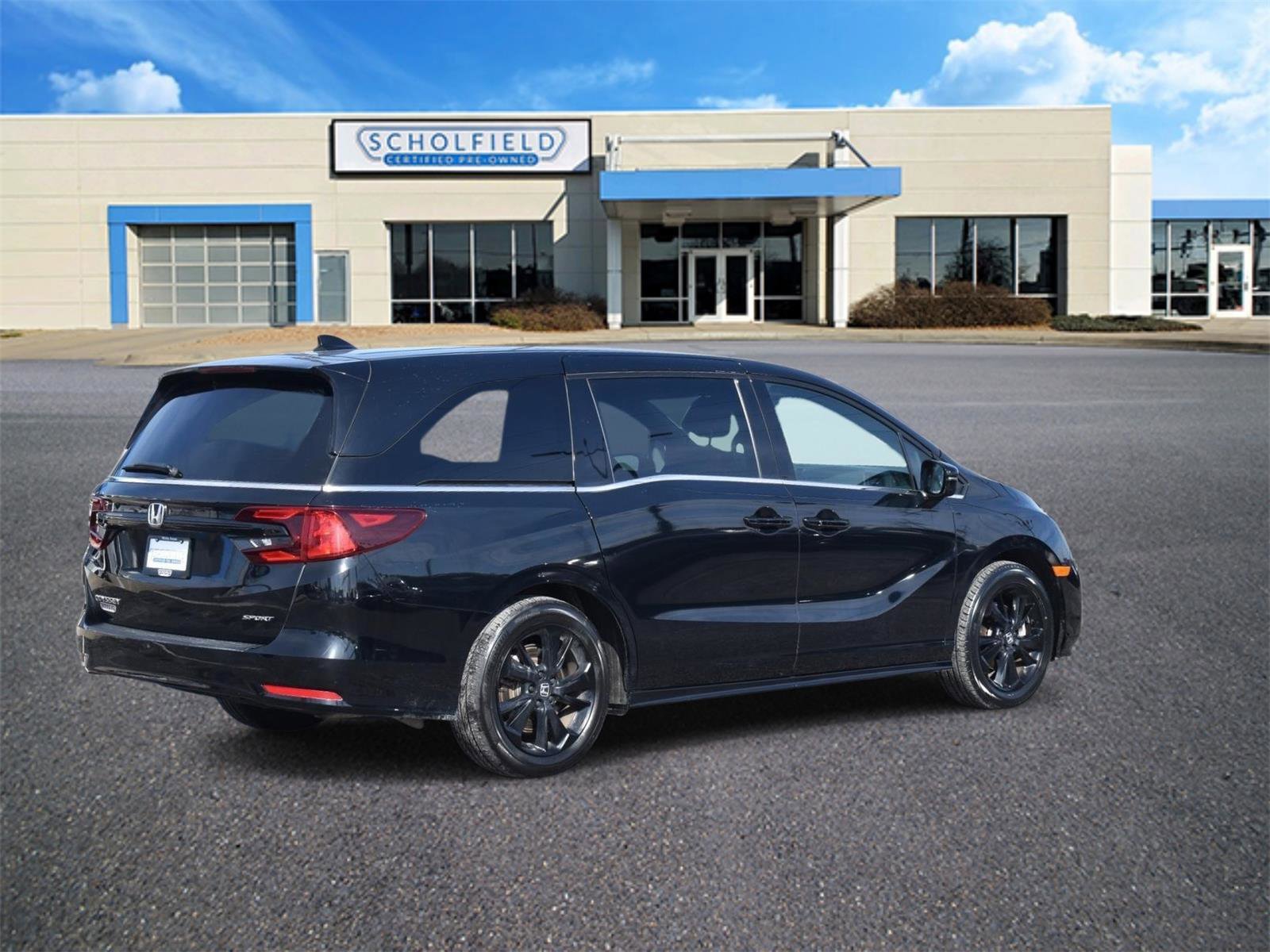 Used 2024 Honda Odyssey Sport image 3