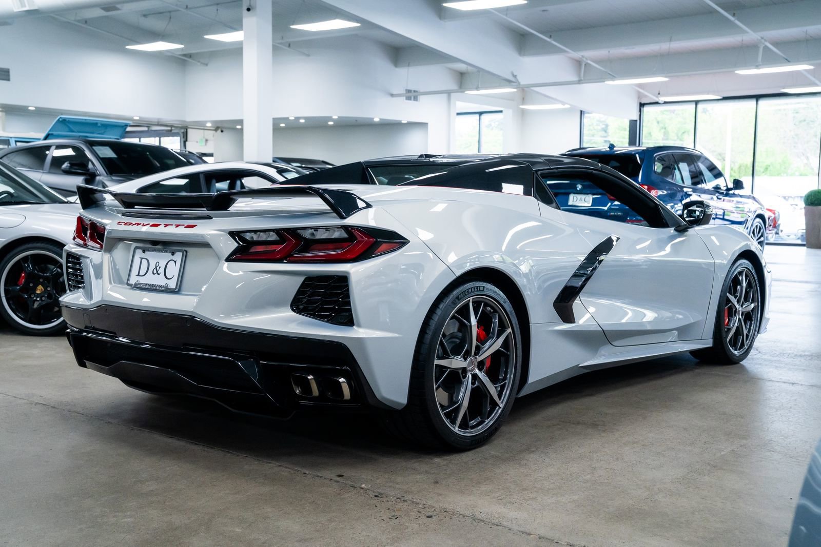 Used 2021 Chevrolet Corvette Stingray Preferred Conv w/ Z51 Performance Package RWD image 7