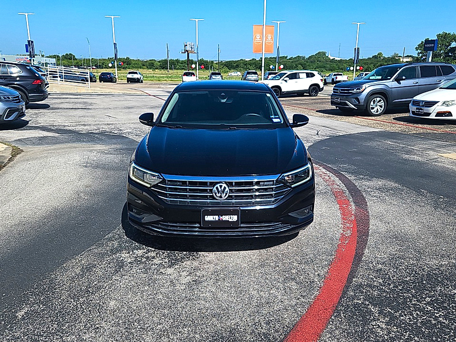 Used 2019 Volkswagen Jetta SEL Premium FWD image 2