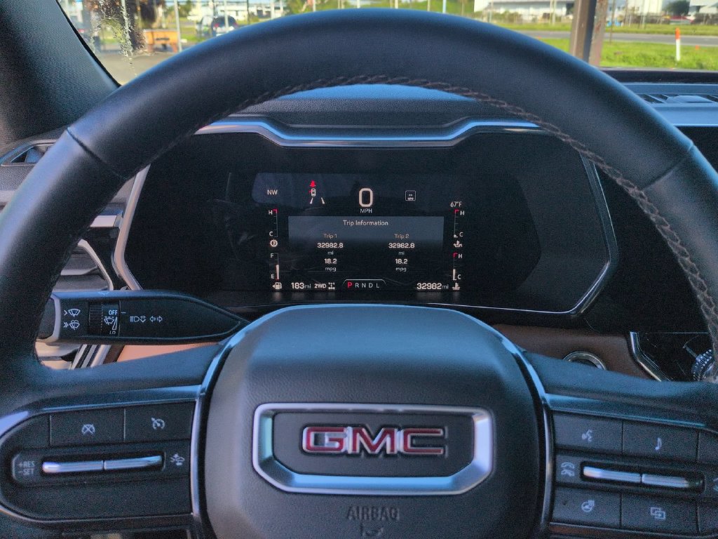 Used 2023 GMC Canyon AT4 w/ AT4 Premium Package AWD/4WD image 42