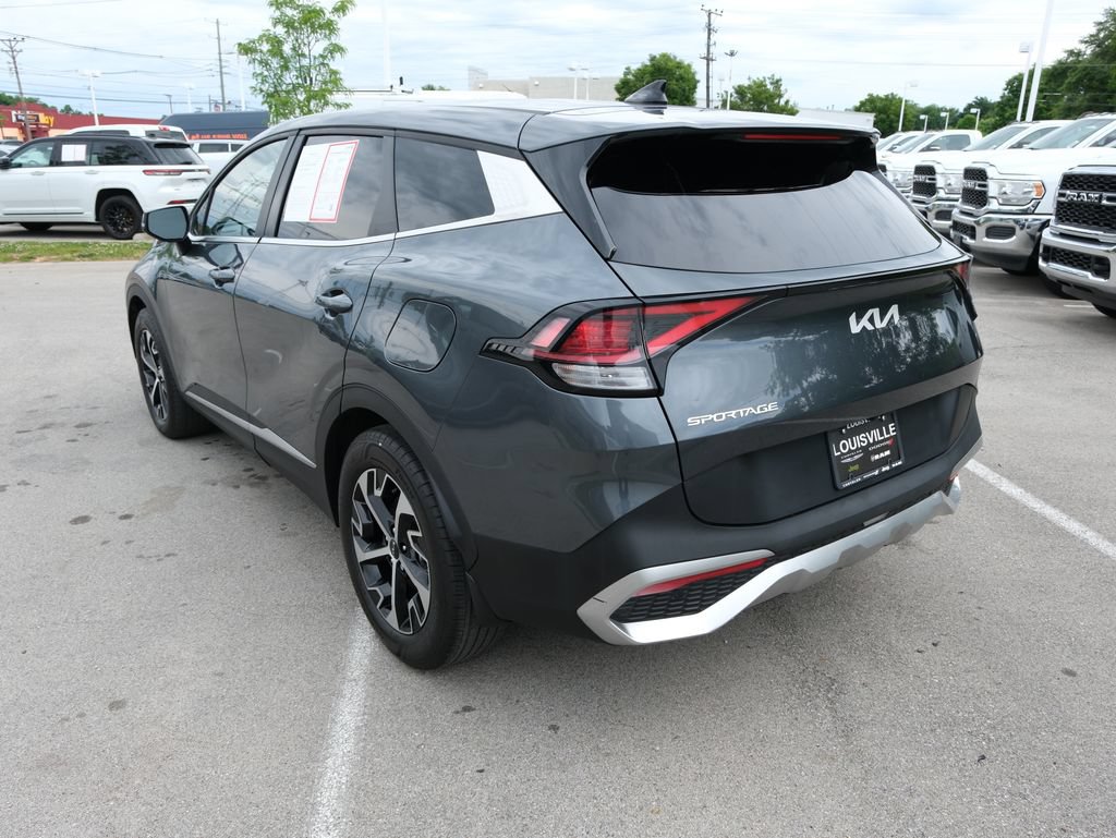 Used 2024 Kia Sportage EX FWD image 9