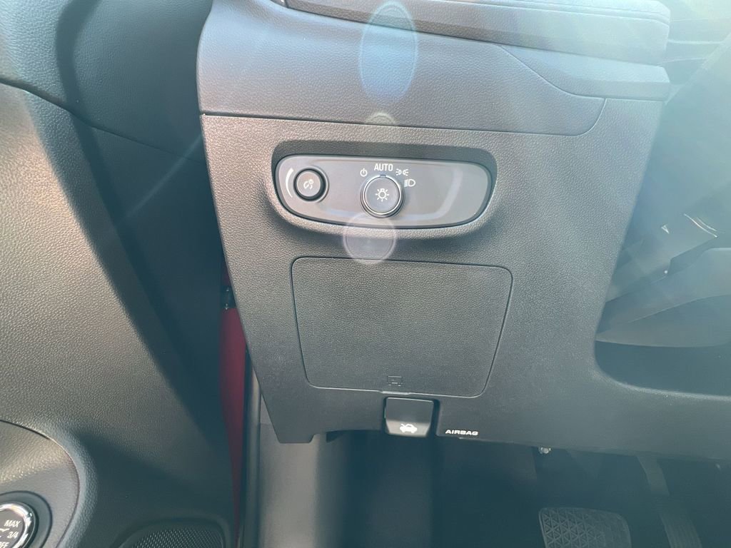 New 2026 Buick Encore GX Avenir w/ Avenir Convenience Package image 17