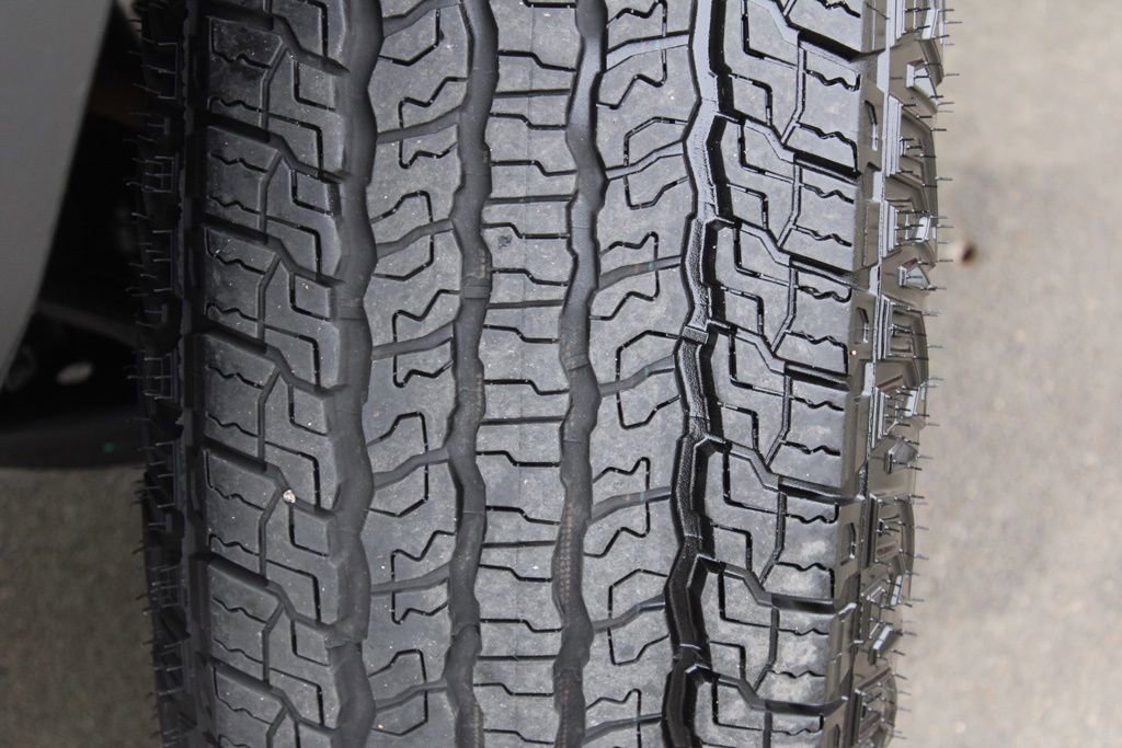 Used 2025 Chevrolet Colorado Trail Boss image 13