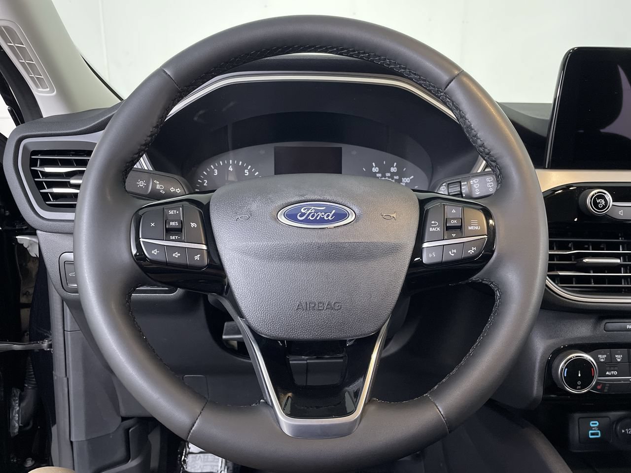 Used 2022 Ford Escape SEL AWD/4WD image 13
