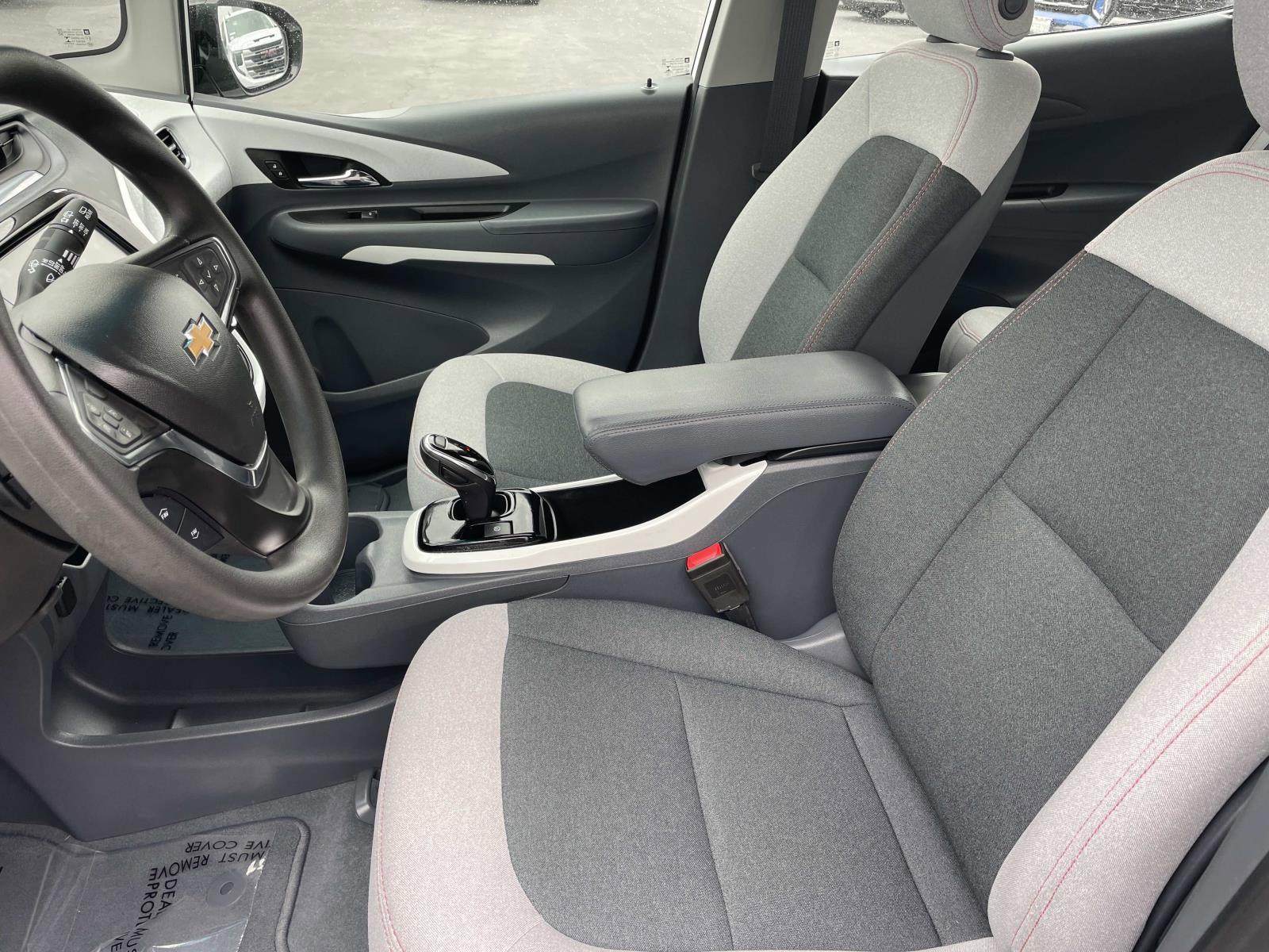 Used 2019 Chevrolet Bolt LT FWD image 23