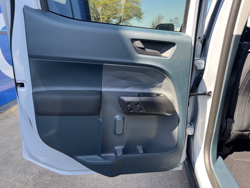 New 2026 Ford Maverick XL image 9