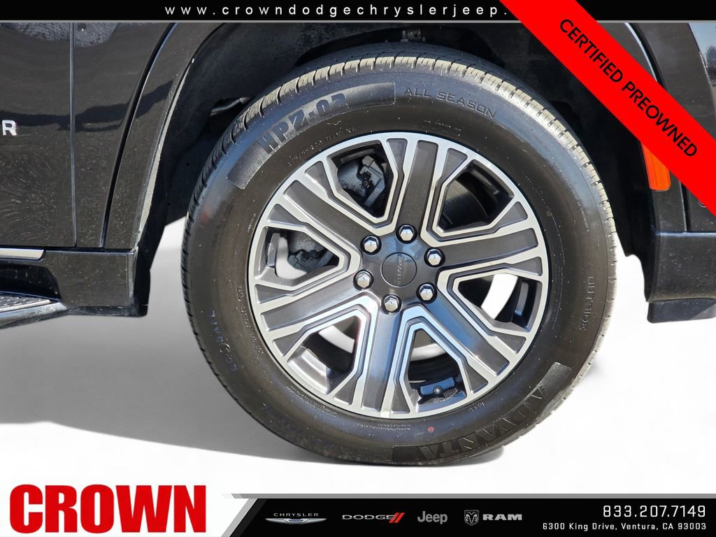 Certified 2024 Jeep Wagoneer Series II AWD/4WD image 9