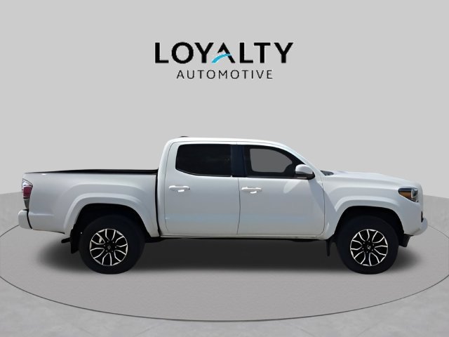 Used 2023 Toyota Tacoma TRD Sport w/ Technology Package AWD/4WD image 7