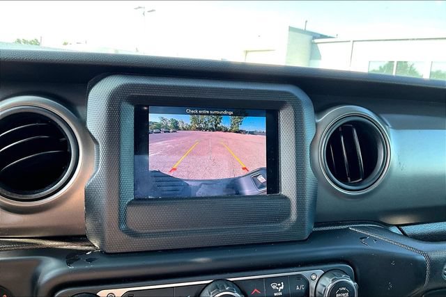 Used 2023 Jeep Gladiator Sport AWD/4WD image 21