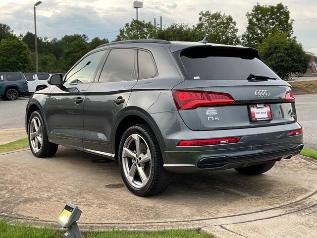 Used 2020 Audi Q5 2.0T Titanium Premium Plus AWD/4WD image 5