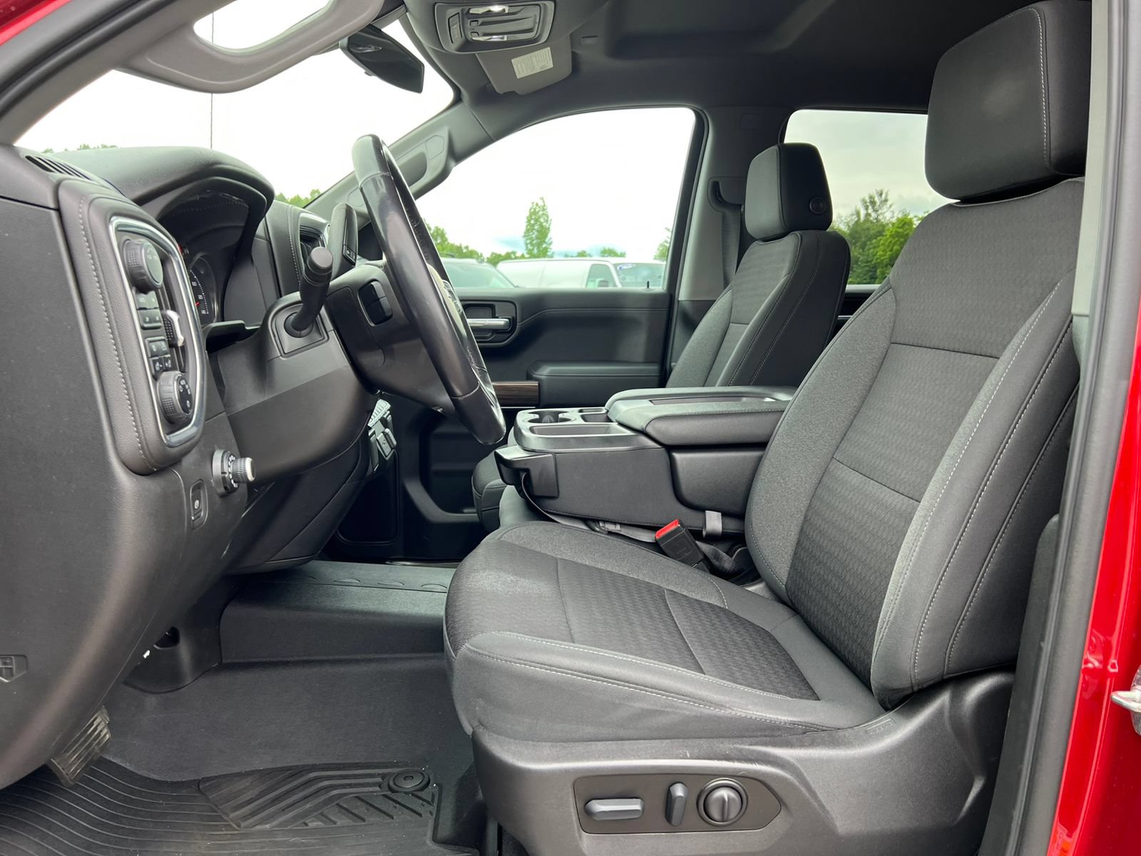 Used 2022 Chevrolet Silverado 1500 RST AWD/4WD image 4
