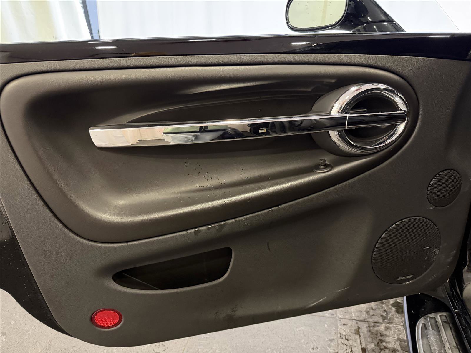 Used 2006 Chevrolet SSR w/ Preferred Equipment Group image 15