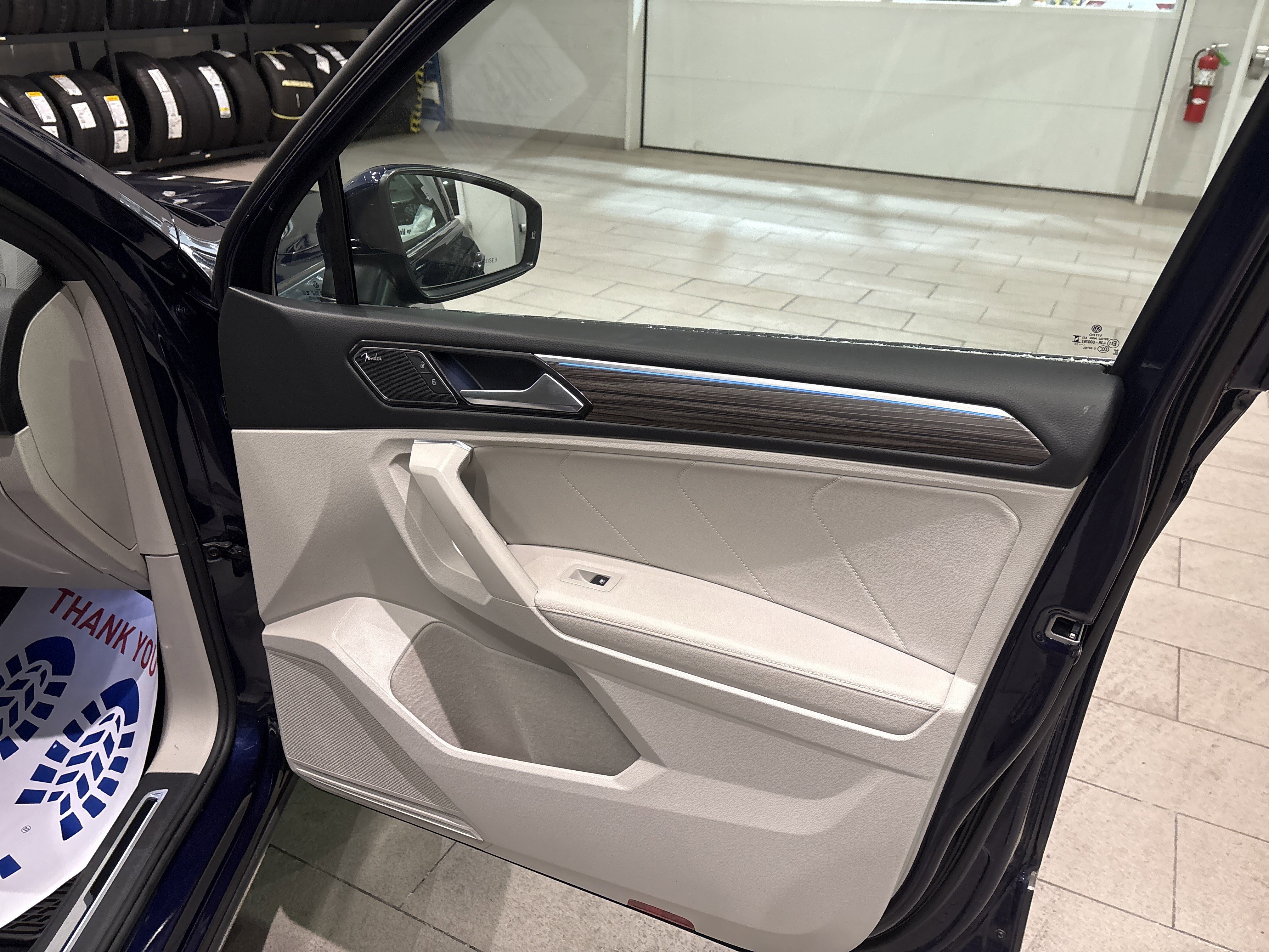 Used 2023 Volkswagen Tiguan SEL R-Line image 20