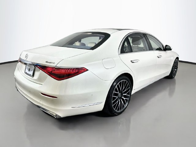 Used 2021 Mercedes-Benz S 580 4MATIC Sedan image 5