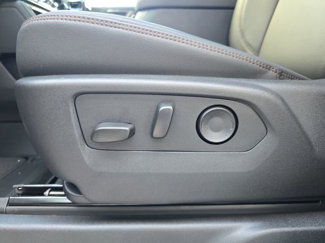 New 2026 GMC Sierra 1500 AT4 w/ Technology Package image 19