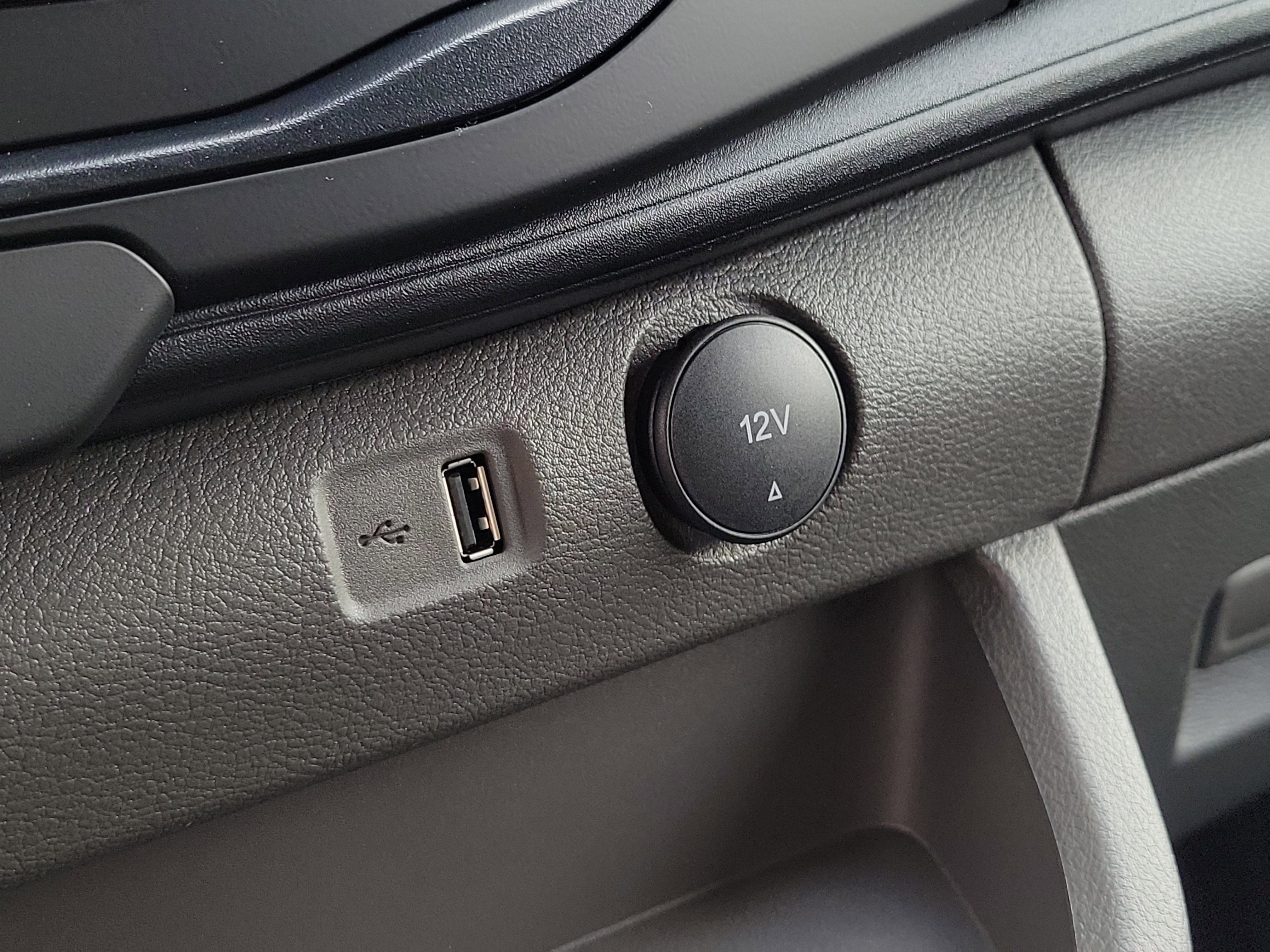 New 2026 Ford Transit 150 Low Roof RWD image 26