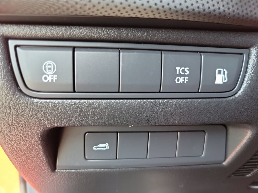 Certified 2025 MAZDA CX-50 2.5 Hybrid w/ Preferred Pkg AWD/4WD image 15
