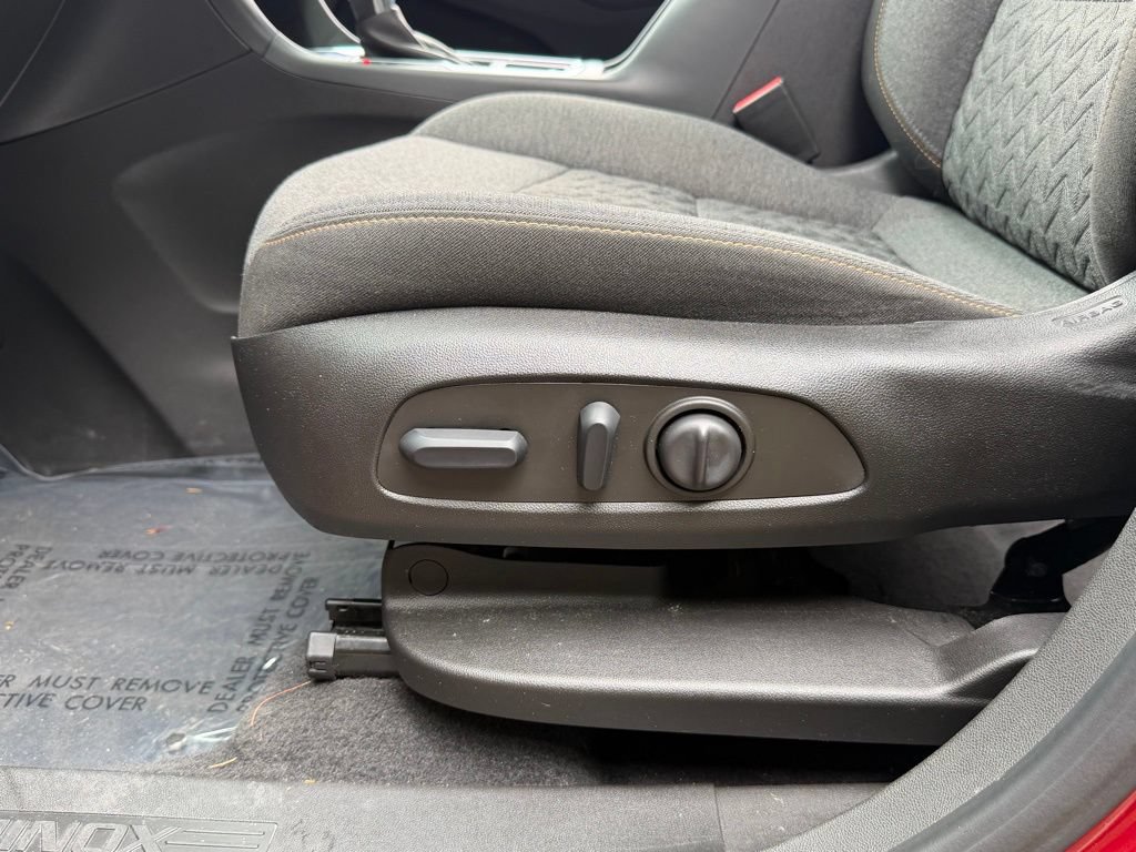 Used 2022 Chevrolet Equinox LT FWD image 27
