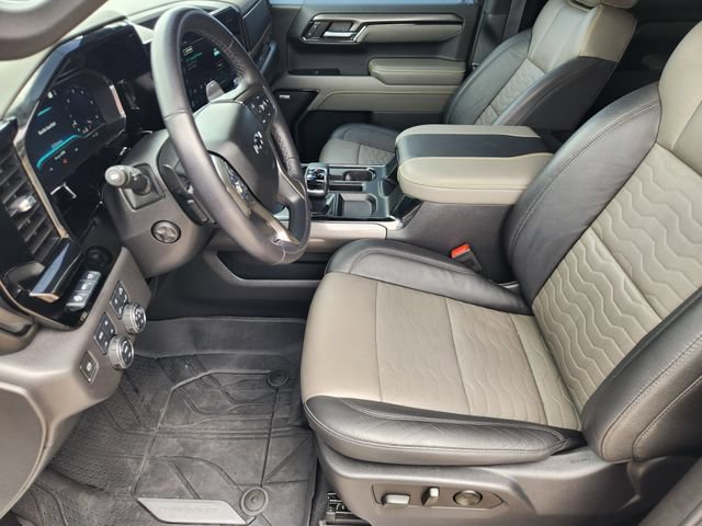 Used 2023 Chevrolet Silverado 1500 ZR2 w/ Technology Package AWD/4WD image 13
