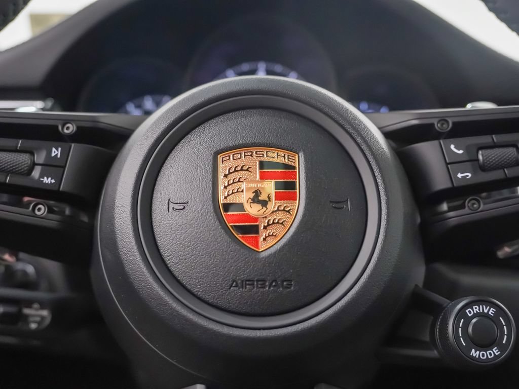 Certified 2026 Porsche Macan Turbo AWD/4WD image 27
