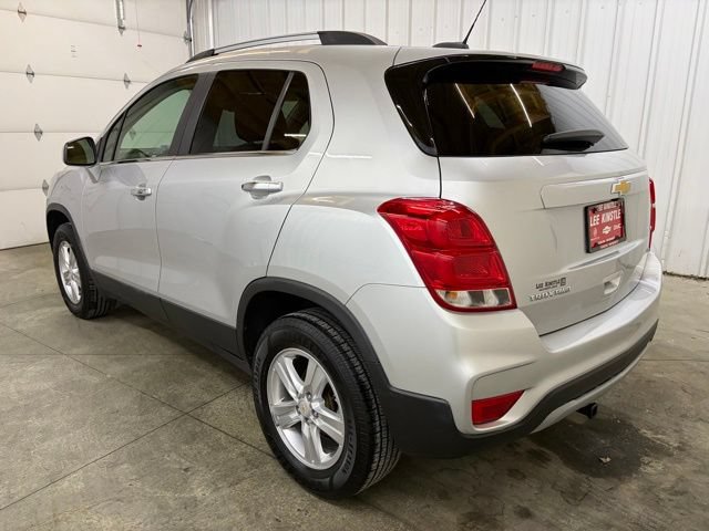 Used 2020 Chevrolet Trax LT w/ LT Convenience Package AWD/4WD image 8