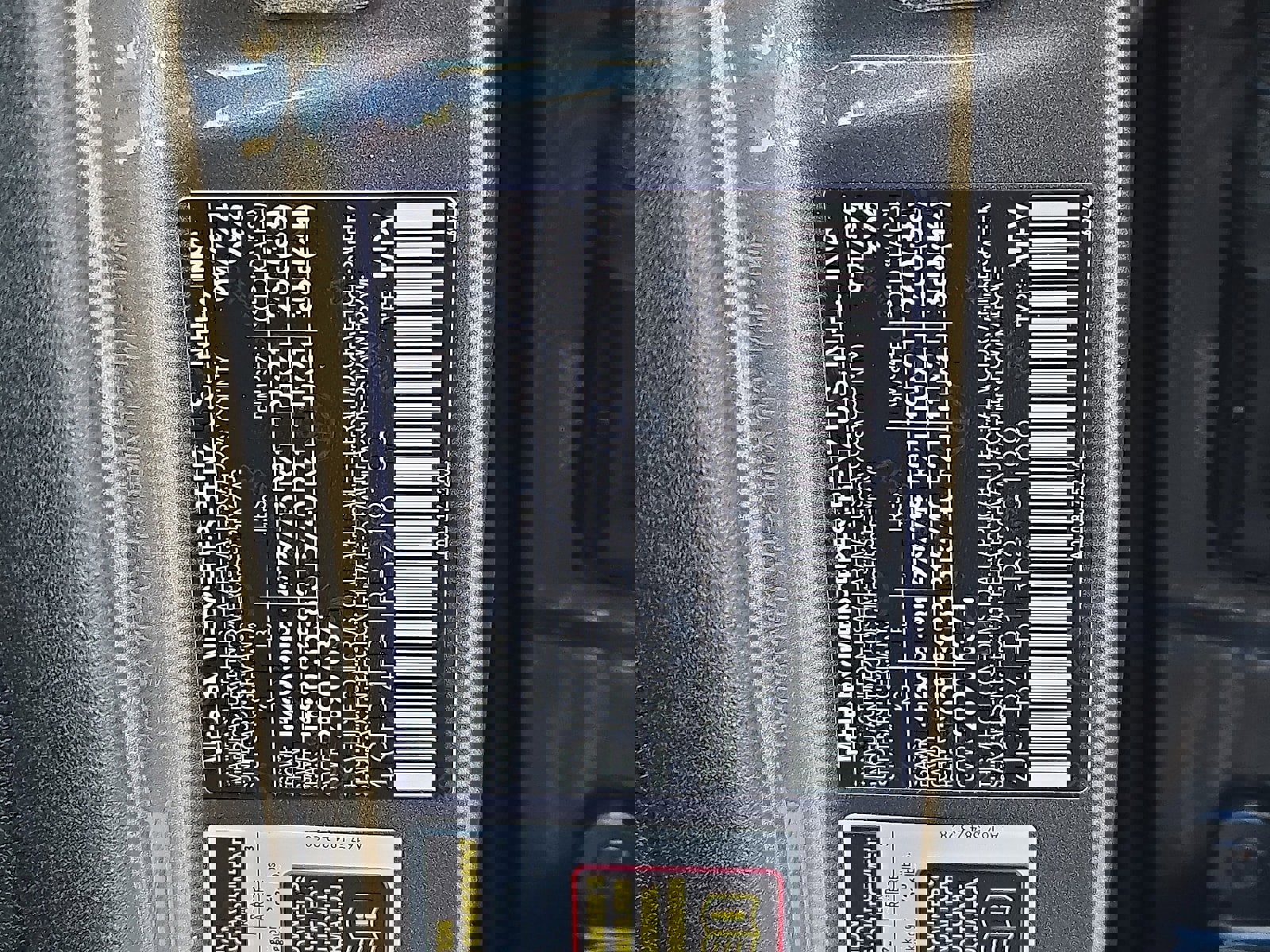 Used 2024 Mercedes-Benz GLE 350 4MATIC w/ AMG Line Exterior image 26