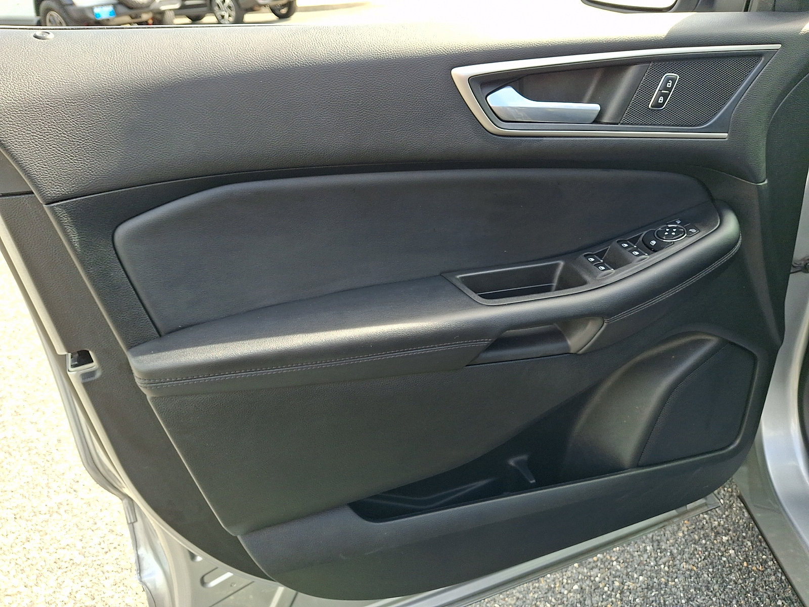 Used 2023 Ford Edge SEL w/ Convenience Package AWD/4WD image 13