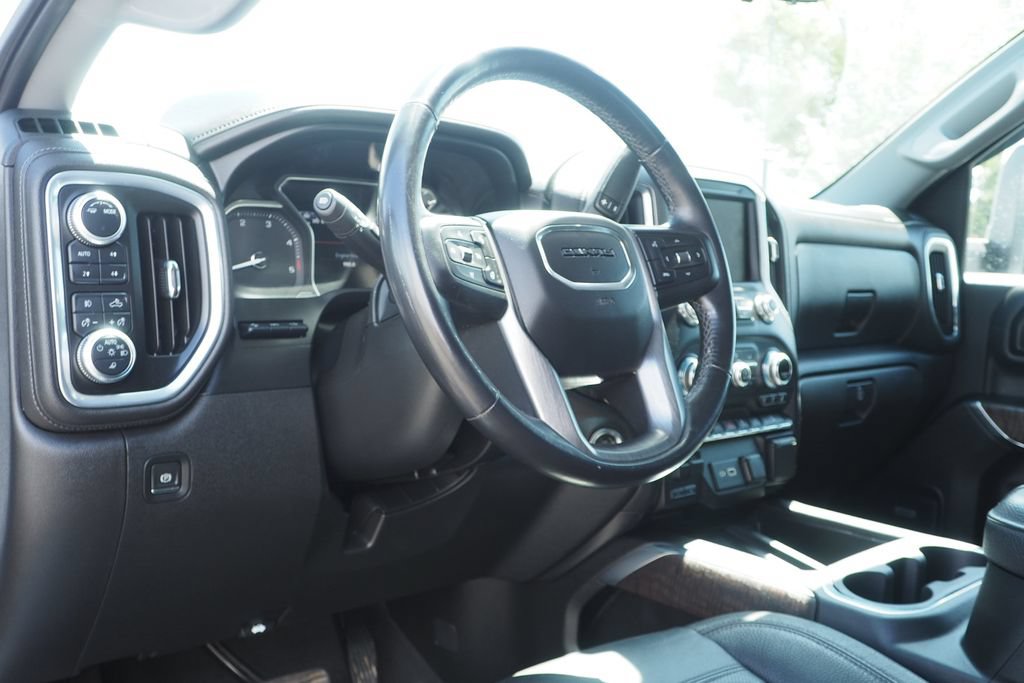 Used 2021 GMC Sierra 2500 Denali w/ Denali Ultimate Package AWD/4WD image 12
