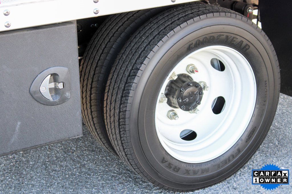 Used 2024 Isuzu NPR image 37