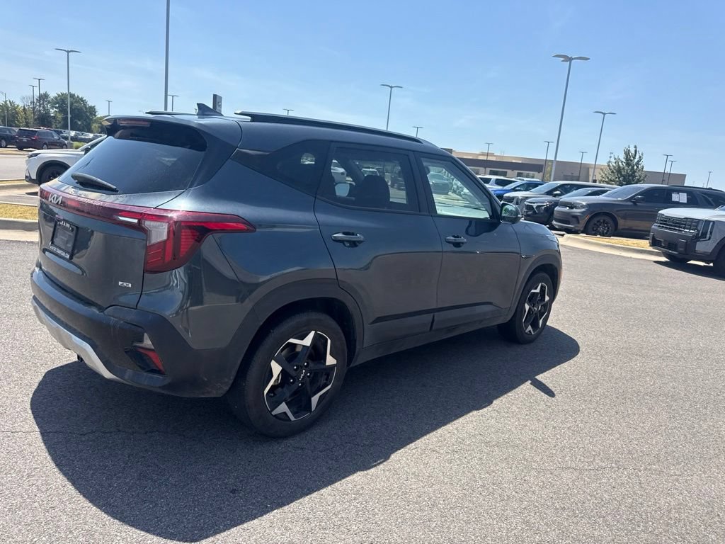 Certified 2025 Kia Seltos S AWD/4WD image 6