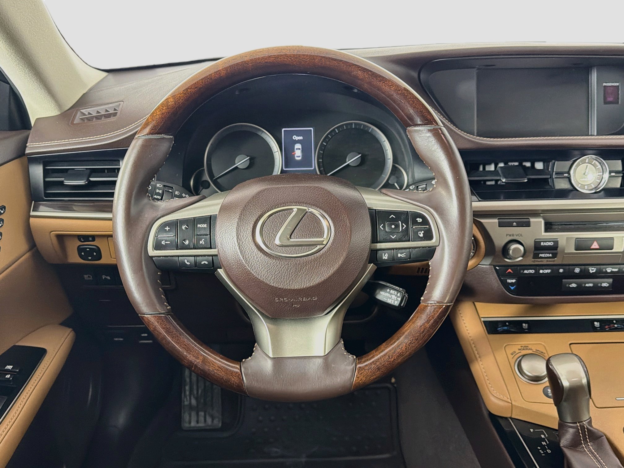 Used 2018 Lexus ES 350 w/ Navigation System Package FWD image 18