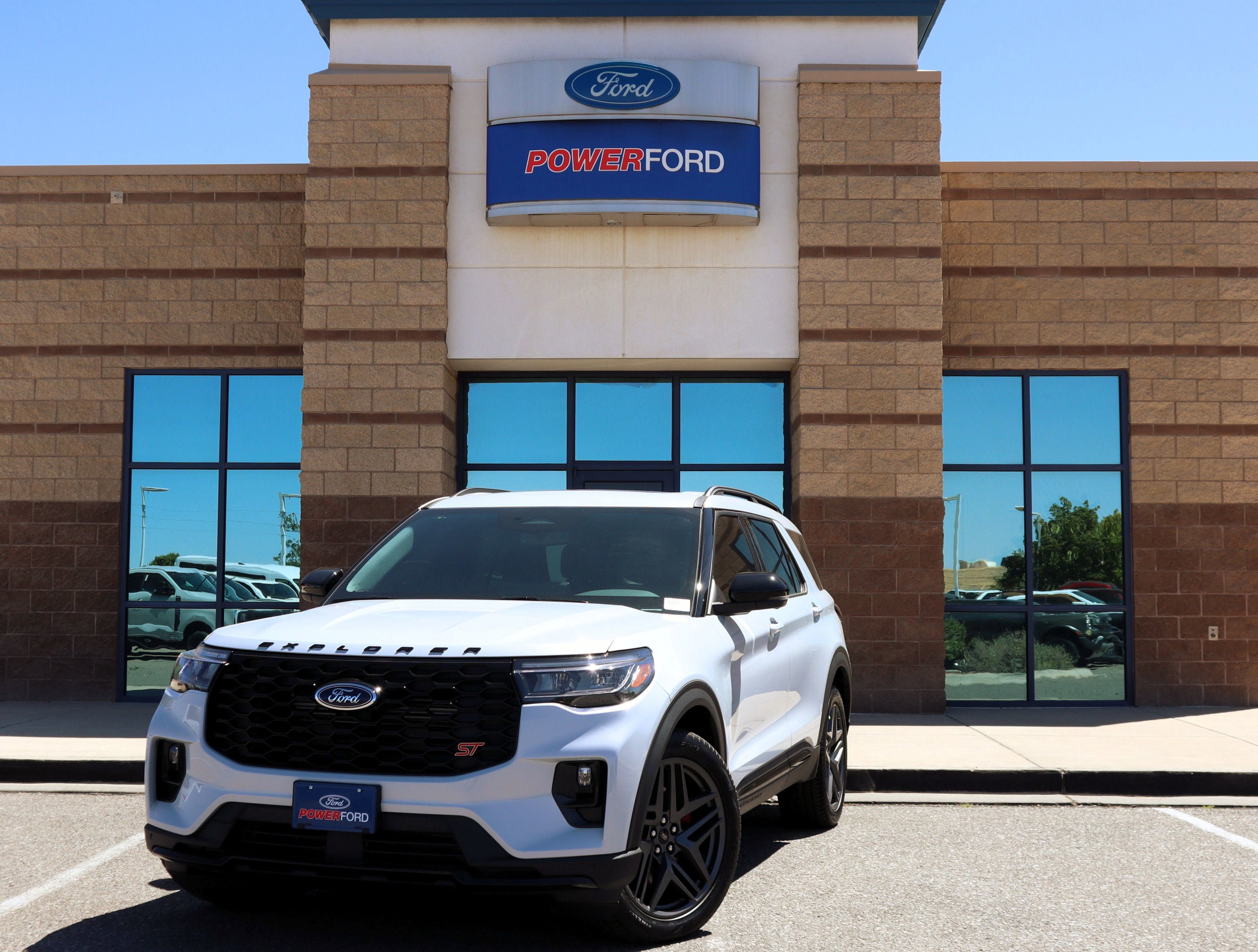 New 2026 Ford Explorer ST w/ Sun And Sound Package AWD/4WD image 2