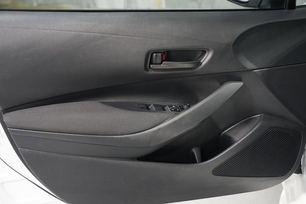 Certified 2024 Toyota Corolla LE image 27