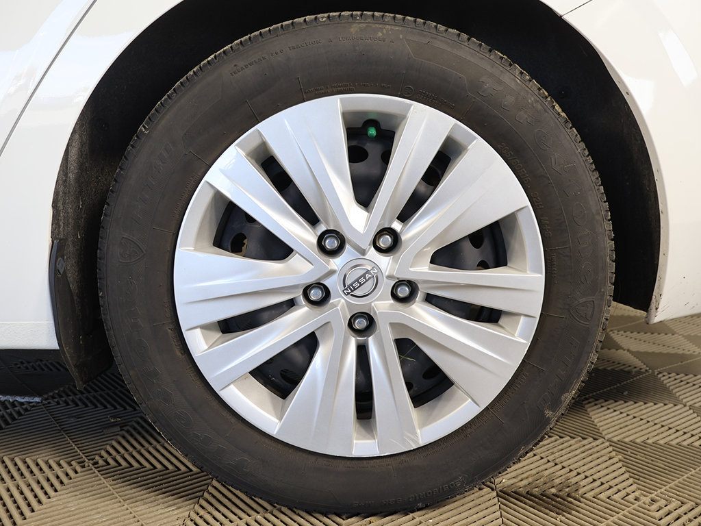 Used 2024 Nissan Sentra S FWD image 16