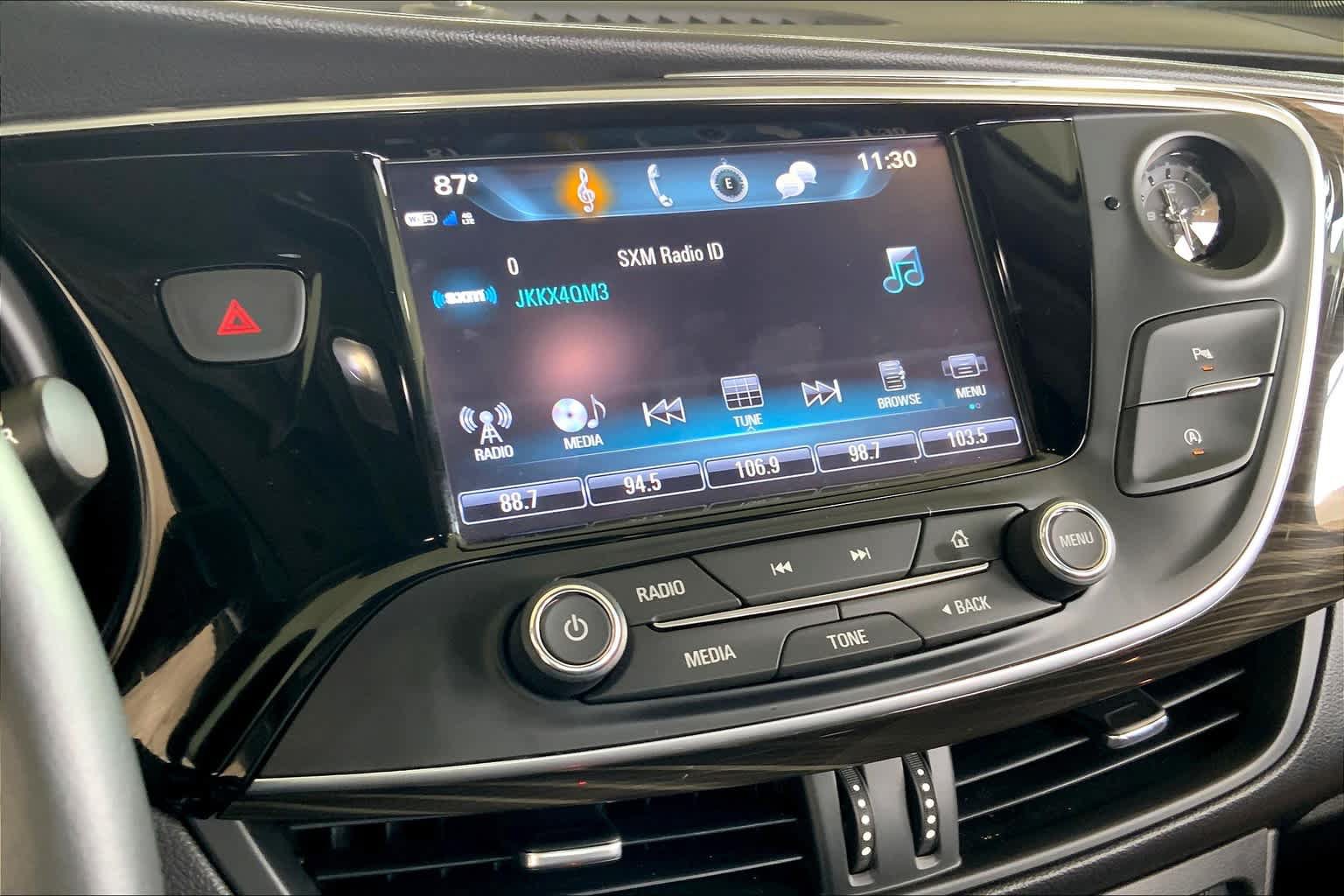 Used 2020 Buick Envision Essence w/ Experience Buick Package FWD image 7