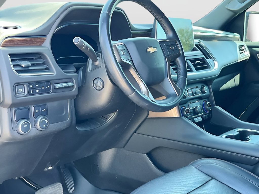 Used 2022 Chevrolet Tahoe High Country RWD image 9