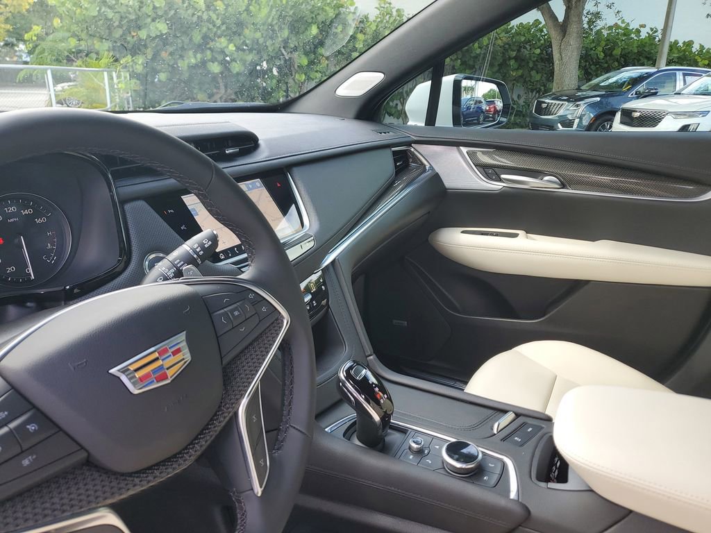 Certified 2026 Cadillac XT5 Sportv AWD/4WD image 23