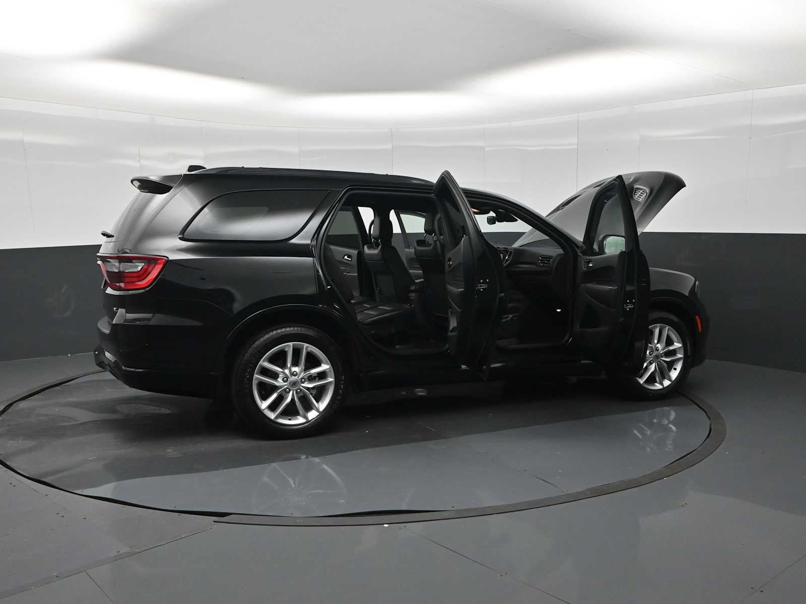 Used 2023 Dodge Durango R/T AWD/4WD image 36
