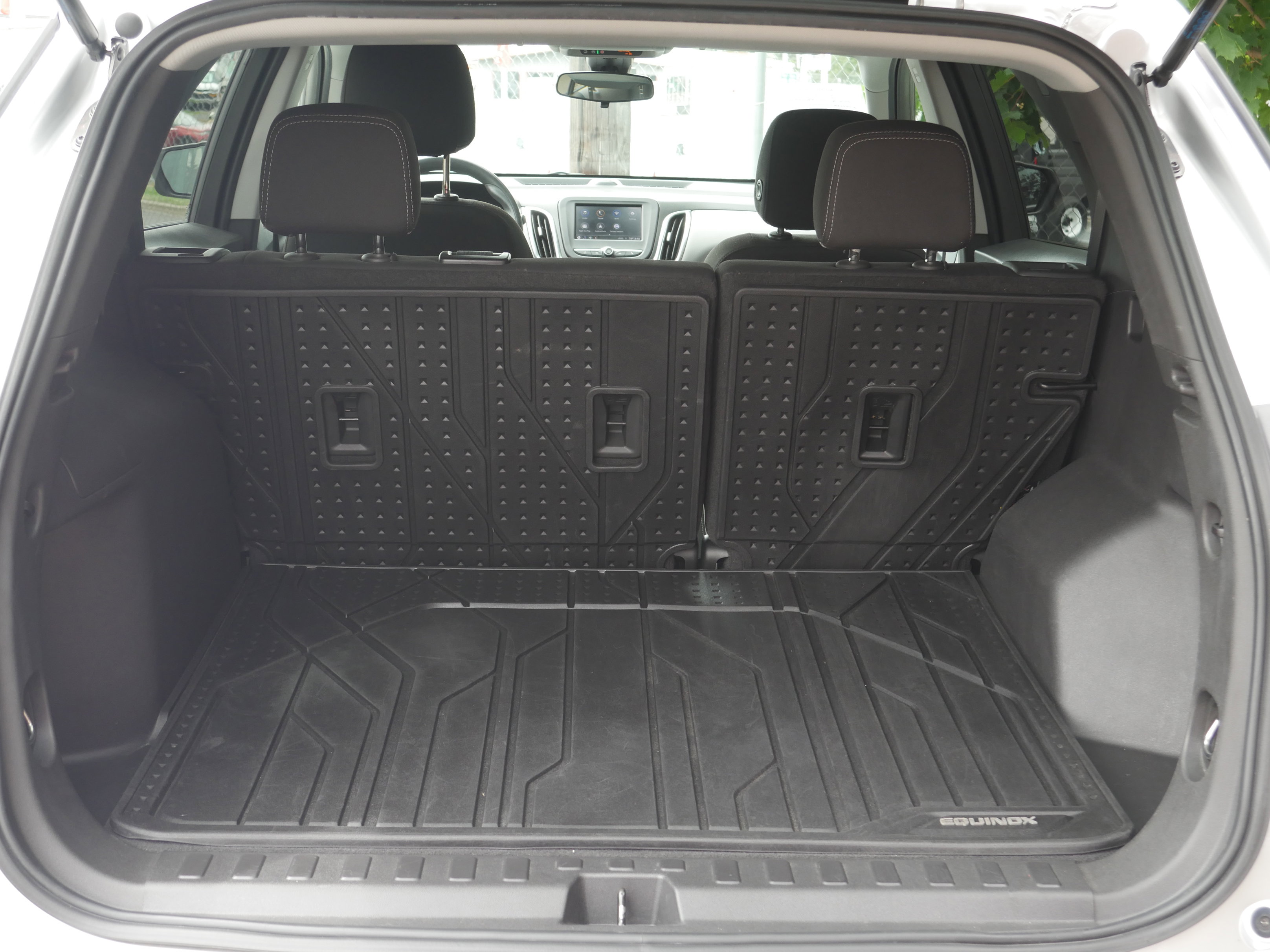 Used 2021 Chevrolet Equinox LS w/ LS Convenience Package AWD/4WD image 21
