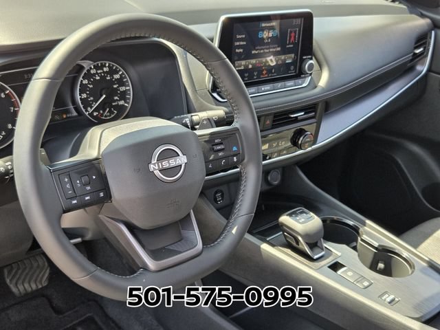 Used 2026 Nissan Rogue SV FWD image 9