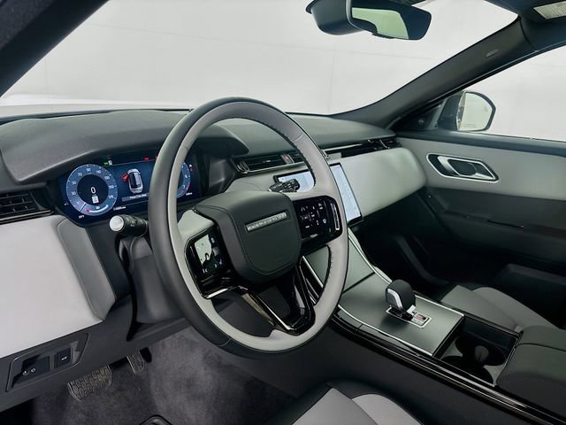 Used 2026 Land Rover Range Rover Velar S image 9