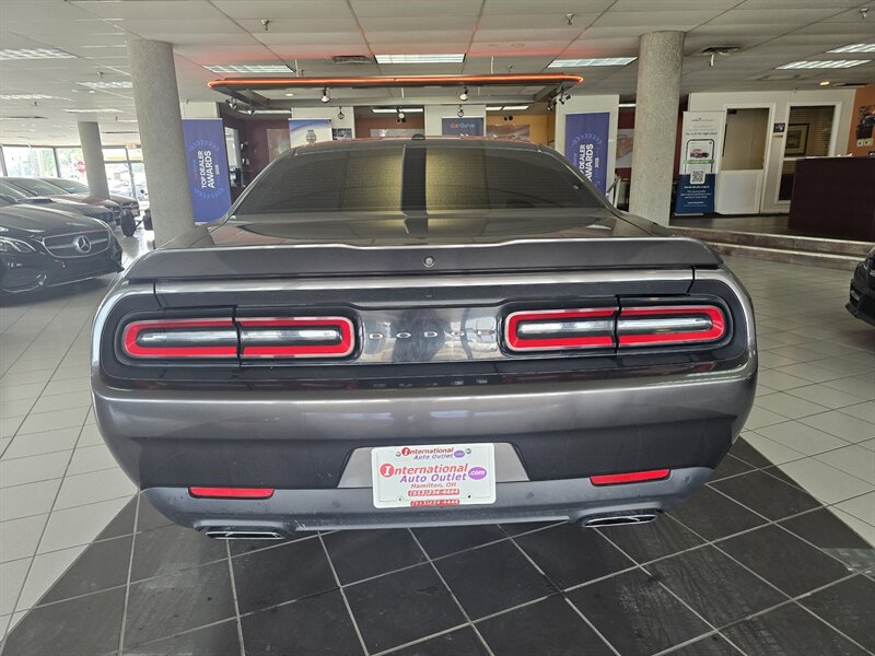 Used 2021 Dodge Challenger R/T RWD image 6