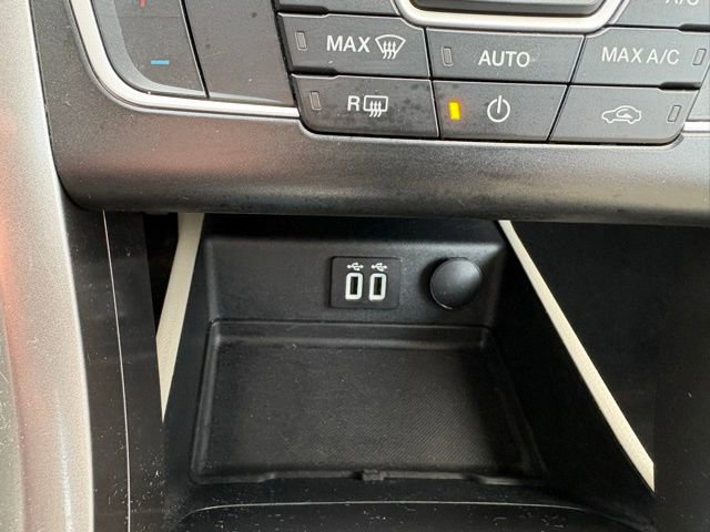 Used 2019 Ford Fusion SE image 28