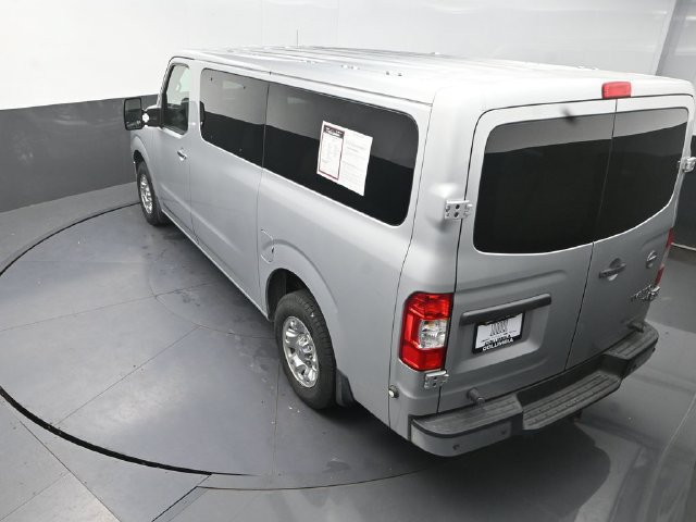 Used 2017 Nissan NV 3500 SV w/ SV Technology Package RWD image 16