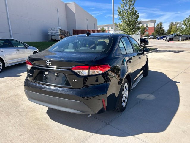 Used 2025 Toyota Corolla LE FWD image 3