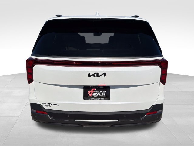 New 2027 Kia Carnival SX w/ Dark Edition Package FWD image 6