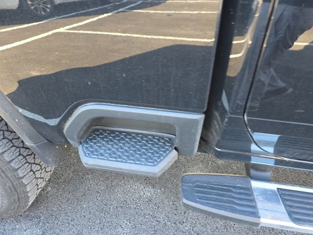 Used 2025 Chevrolet Silverado 2500 LTZ w/ LTZ Premium Package image 7