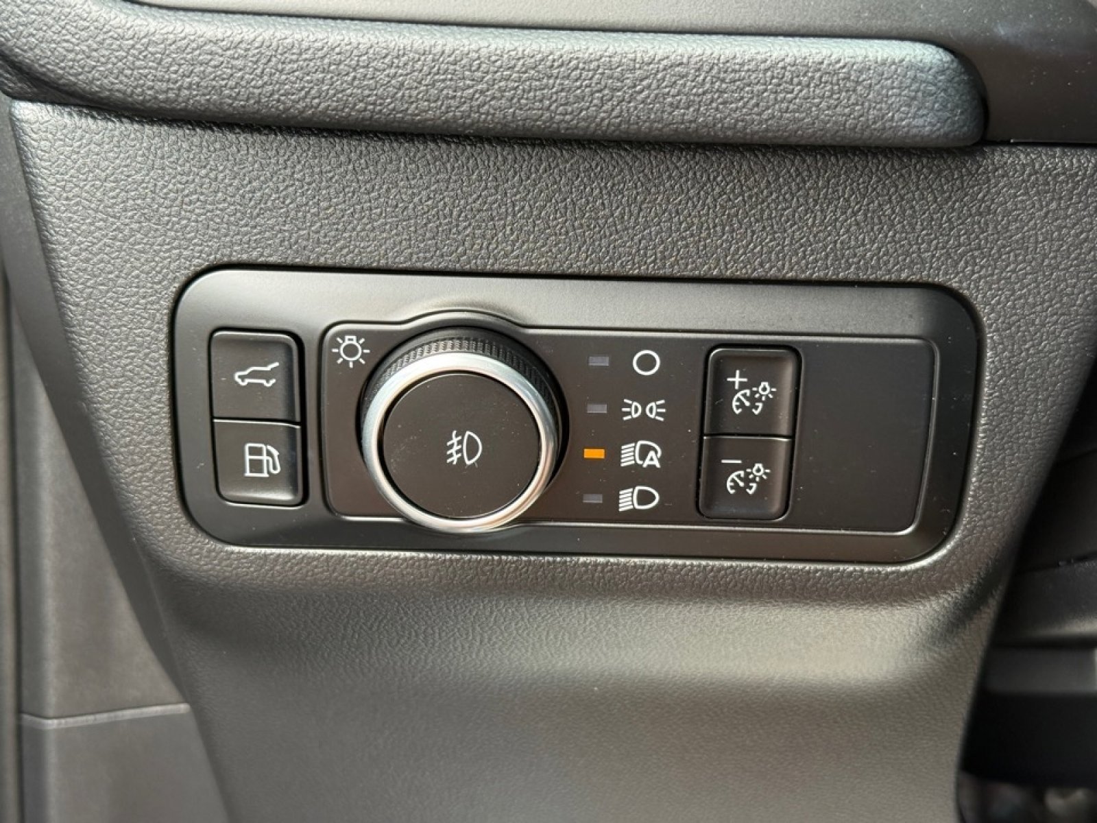 Used 2024 Ford Escape ST-Line Select w/ Tech Pack #1 AWD/4WD image 36