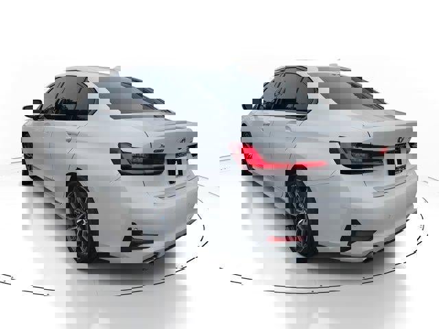 Used 2022 BMW 330i xDrive Sedan image 4